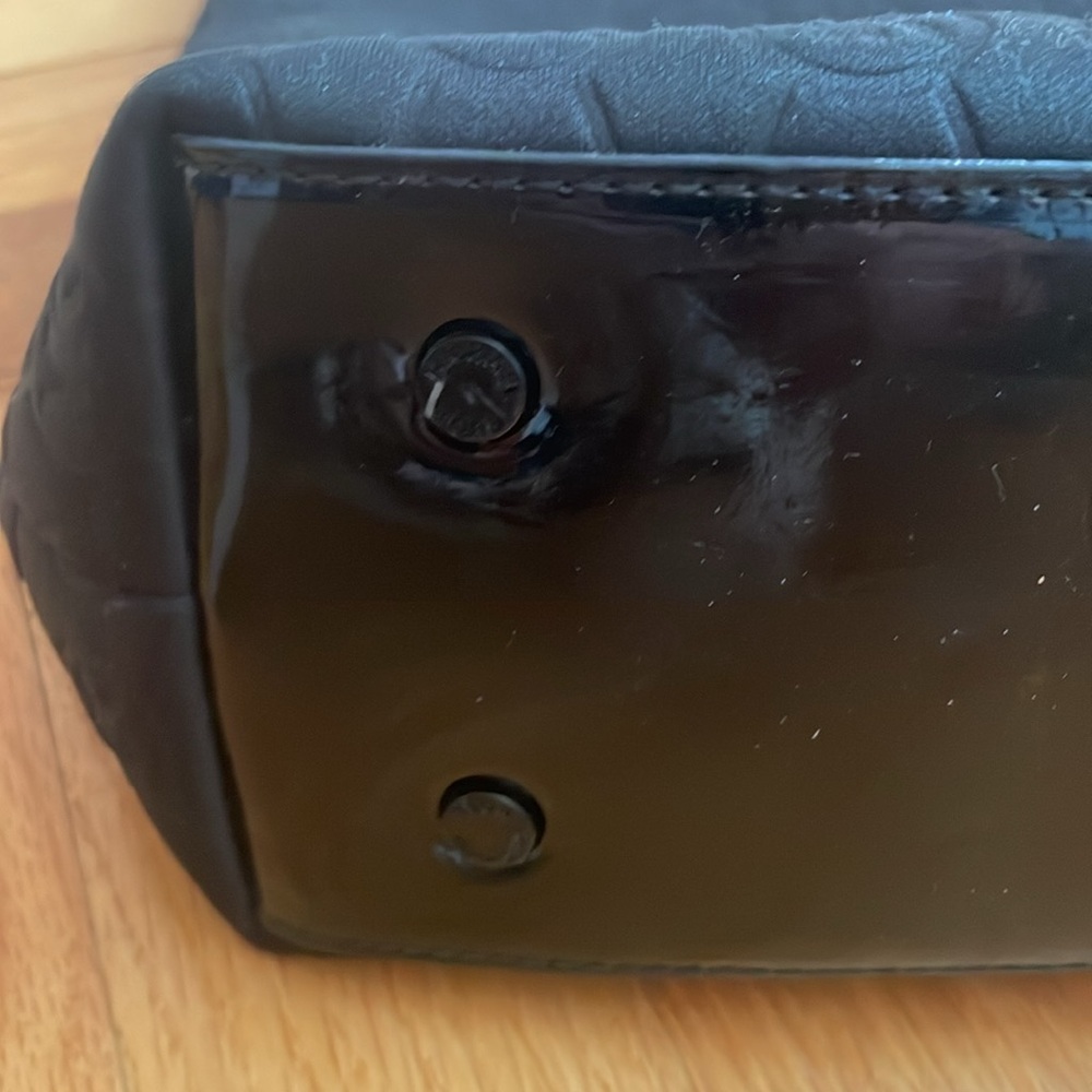 Michael Kors Black Tote Bag Minimalist Design Everyday Essential - Picture 8 of 10